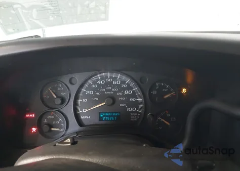 2004 Chevrolet Express from USA, damaged, VIN 1GAHG39U441210924